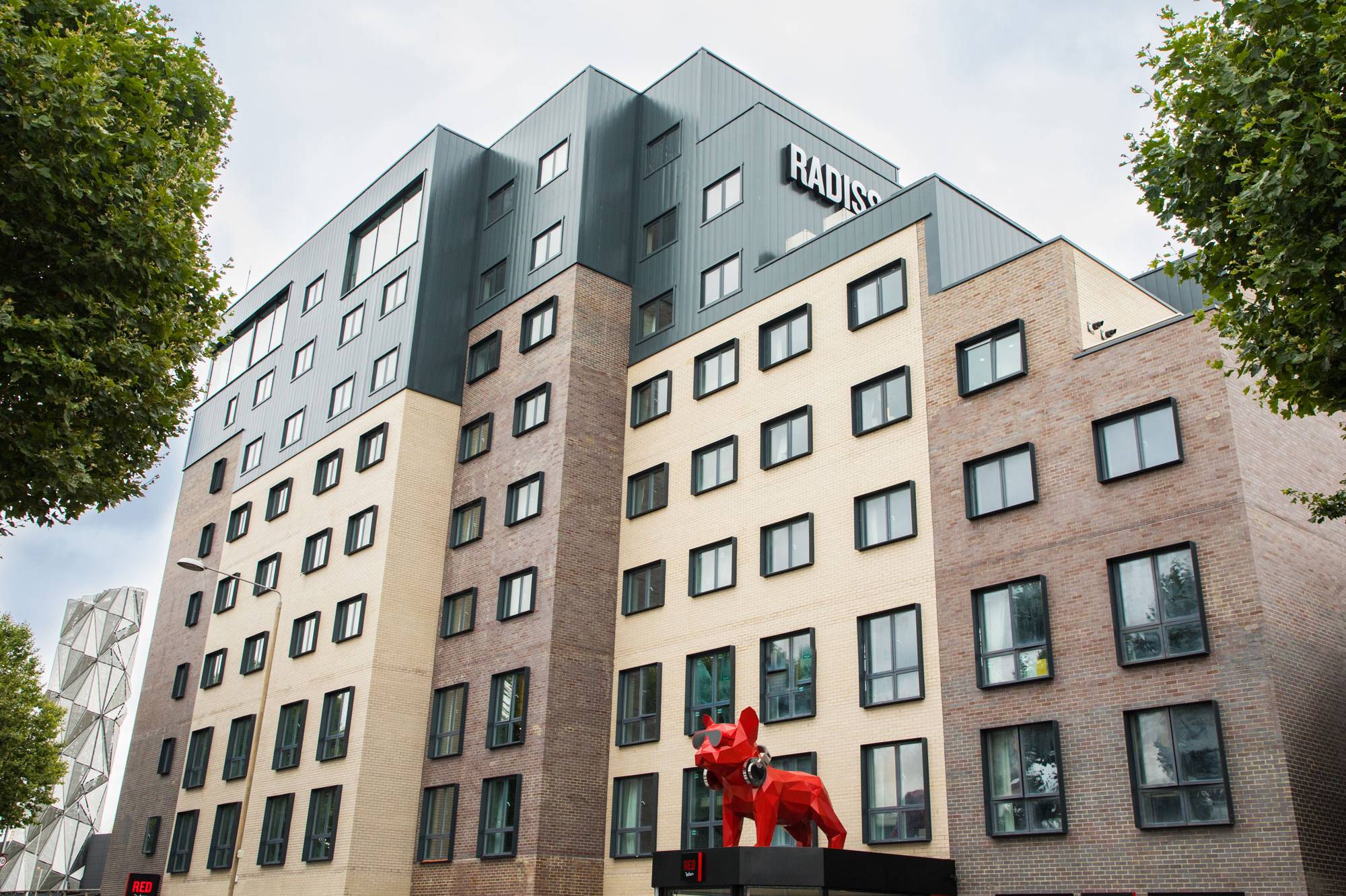 radisson, red, tibbatts, abel, london, o2, interior, design